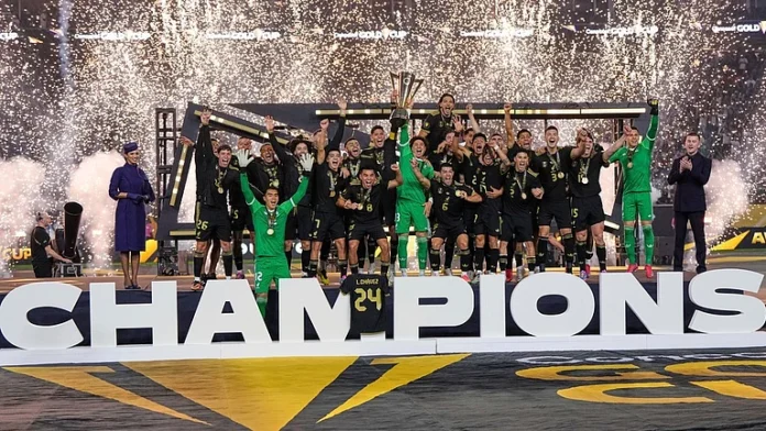 Mexico-beat-USA-to-win-10th-CONCACAF-Gold-Cup-title