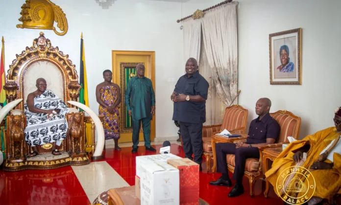Otumfuo-X-Forestry-Commission