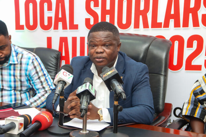 Scholarship Secretariat boss