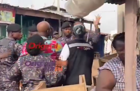 Police interdict officer for assaulting reporter in viral video Police interdict officer for assaulting reporter in viral video