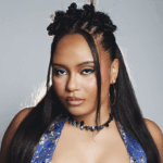 I don’t want to be signed on to any record label – Moliy