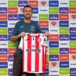 Brentford sign Henderson on two-year deal