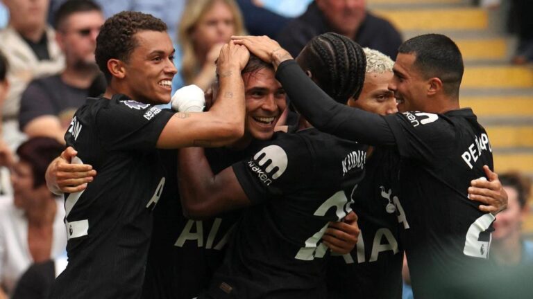 Spurs stun Man City to maintain flawless start