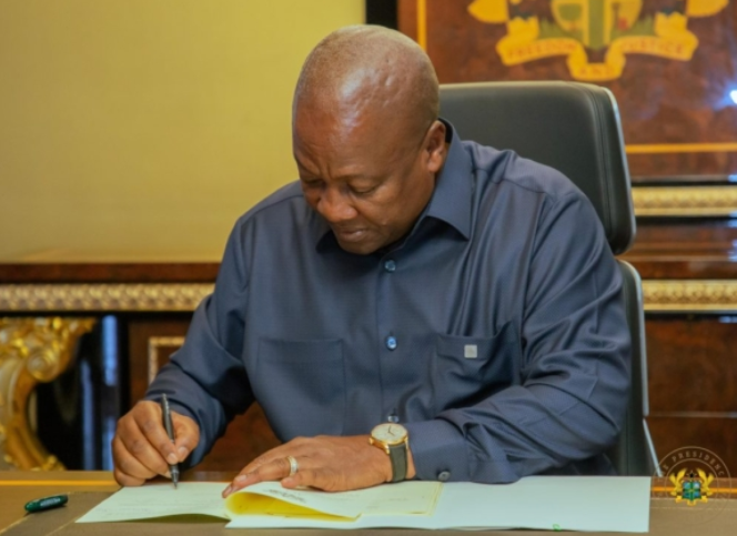 Mahama assents to Fisheries and Aquaculture Bill 2025 Mahama assents to Fisheries and Aquaculture Bill 2025