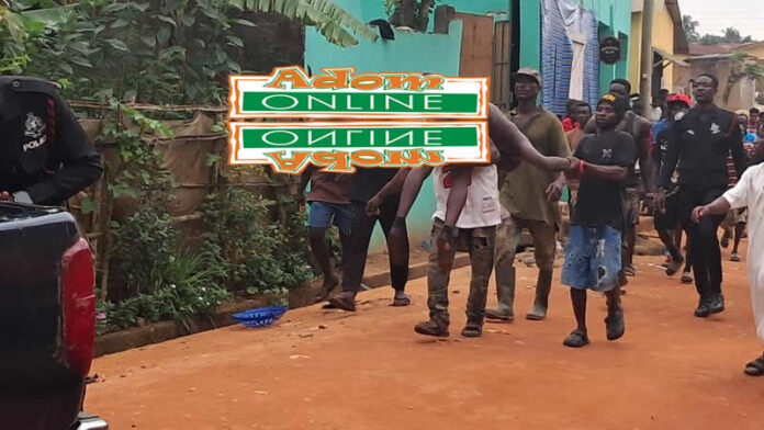 4 killed, 10 critically injured, property destroyed in chieftaincy dispute at Agona Abodom 4 killed, 10 critically injured, property destroyed in chieftaincy dispute at Agona Abodom