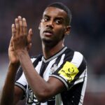 Newcastle striker Isak determined to join Liverpool