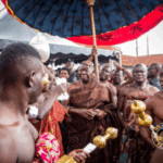 Asantehene marks ‘Kuntunkuni Dae’ in black and brown without ornaments