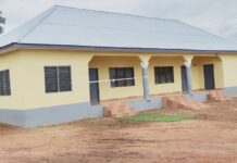 Kwabena Donkor commissions 12-unit health centre in Parambo Sawaba