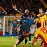 Napoli edge out Lecce to move three points clear