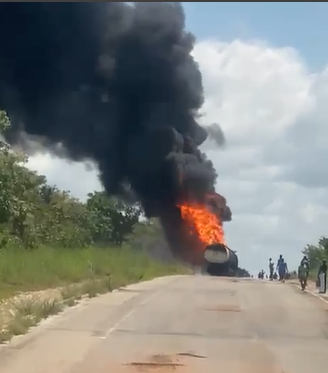 Fuel Tanker catches fire after tyre bursts on Accra–Buipe road Fuel Tanker catches fire after tyre bursts on Accra–Buipe road