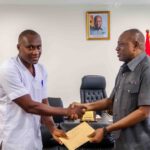 Labour Minister rewards nurse Abdul-Latif with GH₵5,000