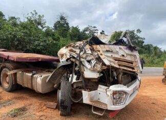 Burkinabé driver escapes death in accident on Accra–Kumasi Highway