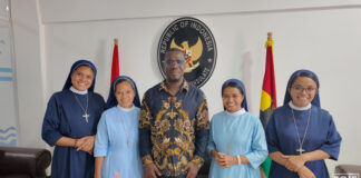 Indonesian missionary sisters meet H.E. Rois in Accra Indonesian missionary sisters meet H.E. Rois in Accra