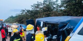 GNFS rescues 16 after head-on collision at Nyamebekyere