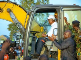 Mahama cuts sod for construction of Wa-Han-Tumu-Navrongo road under ‘Big Push’