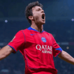 Neves heads late winner at Lyon to send PSG top