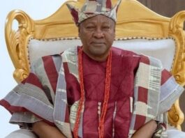 Ooni of Ife confers prestigious Yoruba title on President Mahama in Nigeria