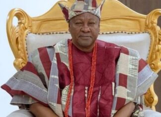 Ooni of Ife confers prestigious Yoruba title on President Mahama in Nigeria