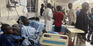 Bomb blast in packed Nigerian mosque kills five