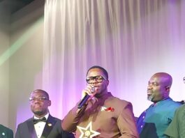 Maxwell Kudekor 2/12/25 GHANAIAN EDUCATIONIST BASED IN NYC DR. BERNARD ADDO HONOURED FOR CONTRIBUTING TO THE DEVELOPMENT OF PUBLIC SCHOOLS IN NYC A Ghanaian Educationist based in the United States of America has earned a prestigious award at the LolliCash Heroes Night Organized by Adinkra Multimedia in New York City for his contribution toward the development of high quality educational standards in Public Schools in NYC. Dr. Bernard Addo, is currently the Principal of Vista Academy the top performing middle school in East NY, Brooklyn. For almost 3 decades, Dr. Bernard Addo has been providing excellent education to New York City public school children. He started as a teacher in Brooklyn, NY in 1998. By 2004, he had risen to Assistant Principal then to Principal. Besides his 20 years of school administration and supervision, he continues to collaborate with elected officials and corporate sponsors to bring resources to public school children. The organizers of the awards indicated that, Dr. Bernard Addo had already partnered with Verizon to get wifi enabled laptops to all students to bridge the gap between home and school even before the outbreak of Covid -19 which popularized virtual learning. 'Dr. Addo partnered with Food Bank NYC to bring monthly food distribution to his school community. This initiative has helped many average students in public schools. We're convinced that such innovation must be acknowledged in the interest of holistic education' Organizers noted. On his Part, Dr. Bernard Addo expressed his appreciation to the organizers of the events for recognizing his service to humanity. 'We love what we do, and we do it with passion. I least expected that people at places has got their eyes on me. This recognition serves as a reminder for me. That I need to illuminate my corner' Dr. Bernard Addo noted. Several Ghanaians changing lifes through their carriers were also awarded at the event including the Legendary Amakye Dede who later served the audience with some memorable renditions.  End