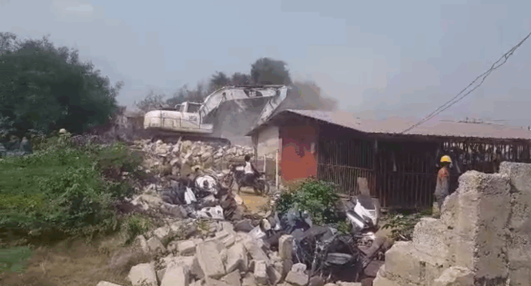 NaDMO leads demolition of illegal structures along Kpeshie Lagoon