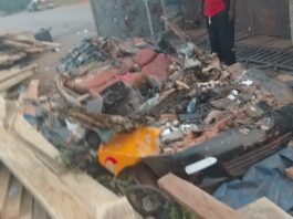 Taxi driver dies after truck load of wood falls on vehicle on Wenchi–Wa highway