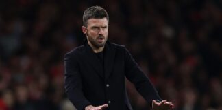 Carrick not ruling out Man Utd deadline day moves
