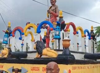 Police hunt for nine suspects after Gomoa Wassa Gyasehene escapes assassination attempt