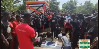 Fix our roads – Bia West residents tell gov’t after accident that claimed seven lives