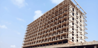 Tema Meridian Hotel redevelopment: Youth protest private developer’s takeover and destroys new fence wall