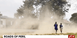 Dusty Kwabenya-Berekuso-Kitase road affects health and education; residents call for help