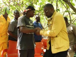 Annoh-Dompreh leads Minority Caucus on tour of cocoa-growing areas in Eastern Region