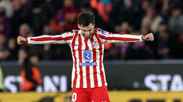 Atletico Madrid survive Barcelona scare to reach Copa del Rey final