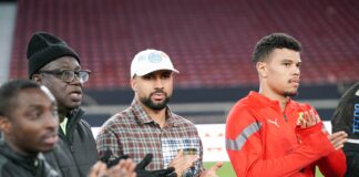 Injured midfielder Kofi Kyereh visits Black Stars teammates ahead of Germany friendly tie