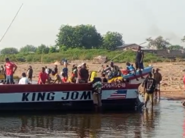 Afram Plains ferry breakdown leaves passengers stranded