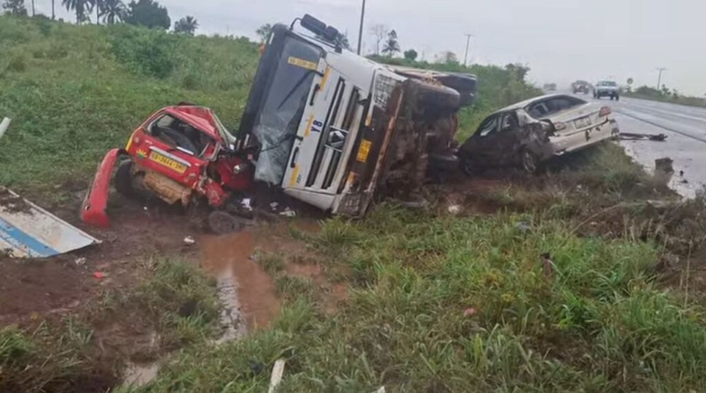 Several injured in triple collision at Tadieso Junction on Palm Sunday