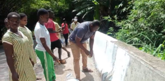 Kwahu MCE, students beautify mountains ahead of Easter festivities