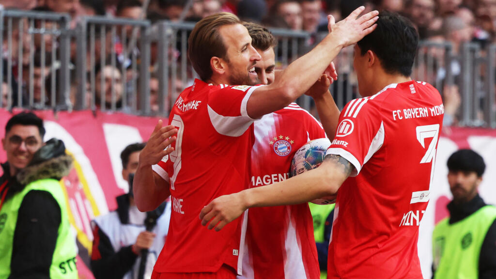 Bayern fight back against Stuttgart to win Bundesliga for 35th time
