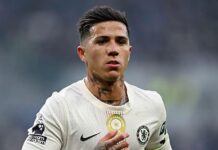 Chelsea’s Fernandez dropped after ‘crossing a line’