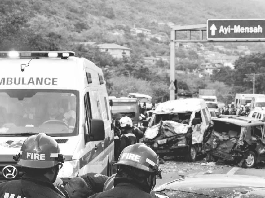 Multiple vehicles involved in accident at Ayi Mensah