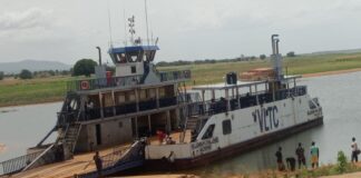 Passengers stranded after ferry breakdown on Kwahu Afram Plains route