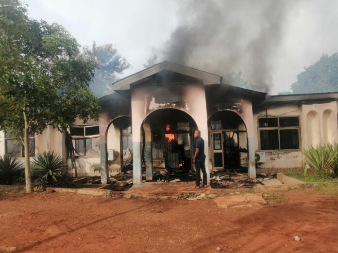 Fire guts District Magistrate Court ‘B’ in Sunyani
