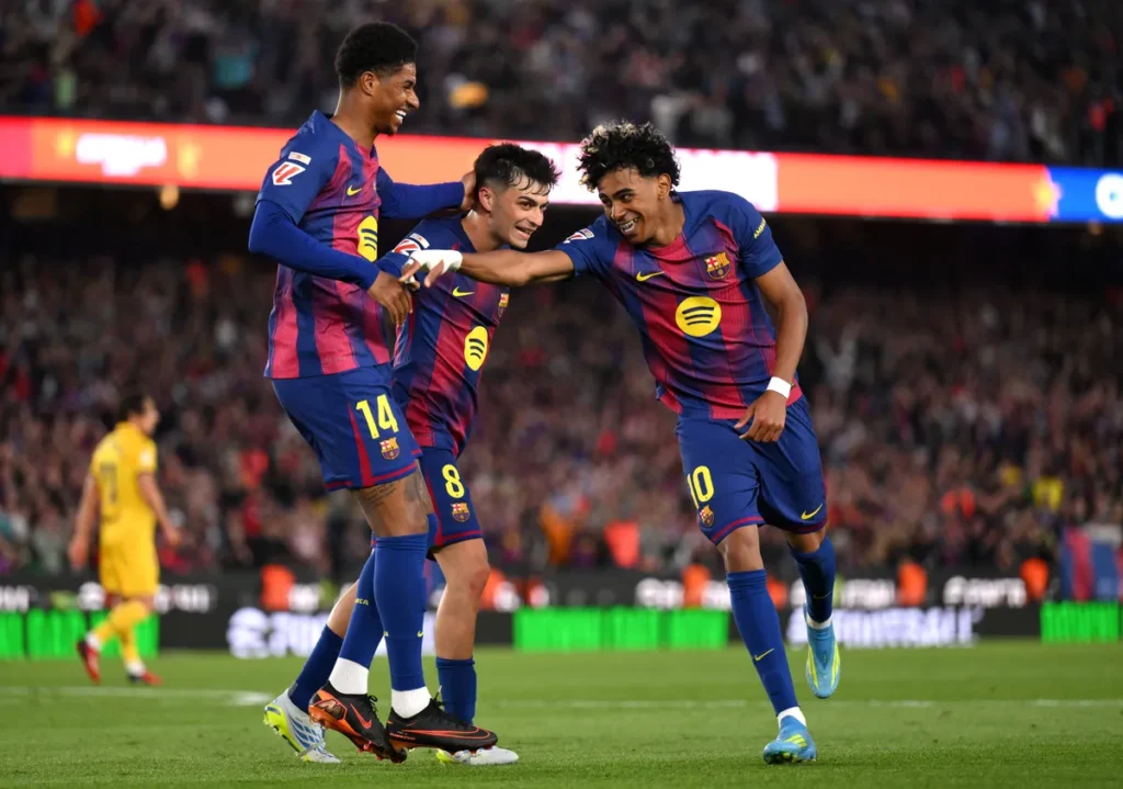 Yamal, Rashford strike late to take Barca closer to title