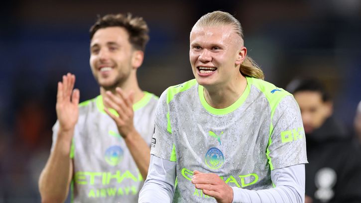 Man City win to go top and relegate Burnley