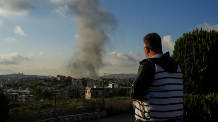 Thirteen killed in Israeli strikes on southern Lebanon, health ministry says