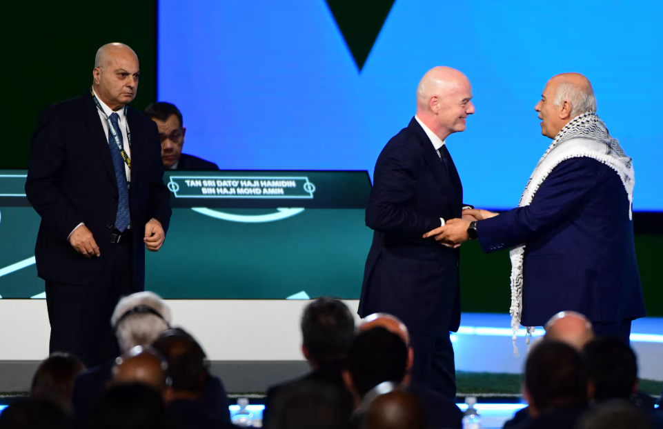 Gianni Infantino’s attempt at Israel-Palestine handshake backfires