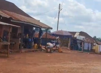 Lightning strike kills farmer, sparking fear among residents in Adomanu