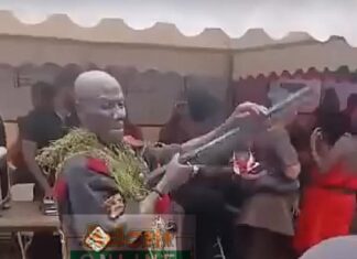 Ayanfuri Mmratehene dies after accidentally shooting himself during funeral dance