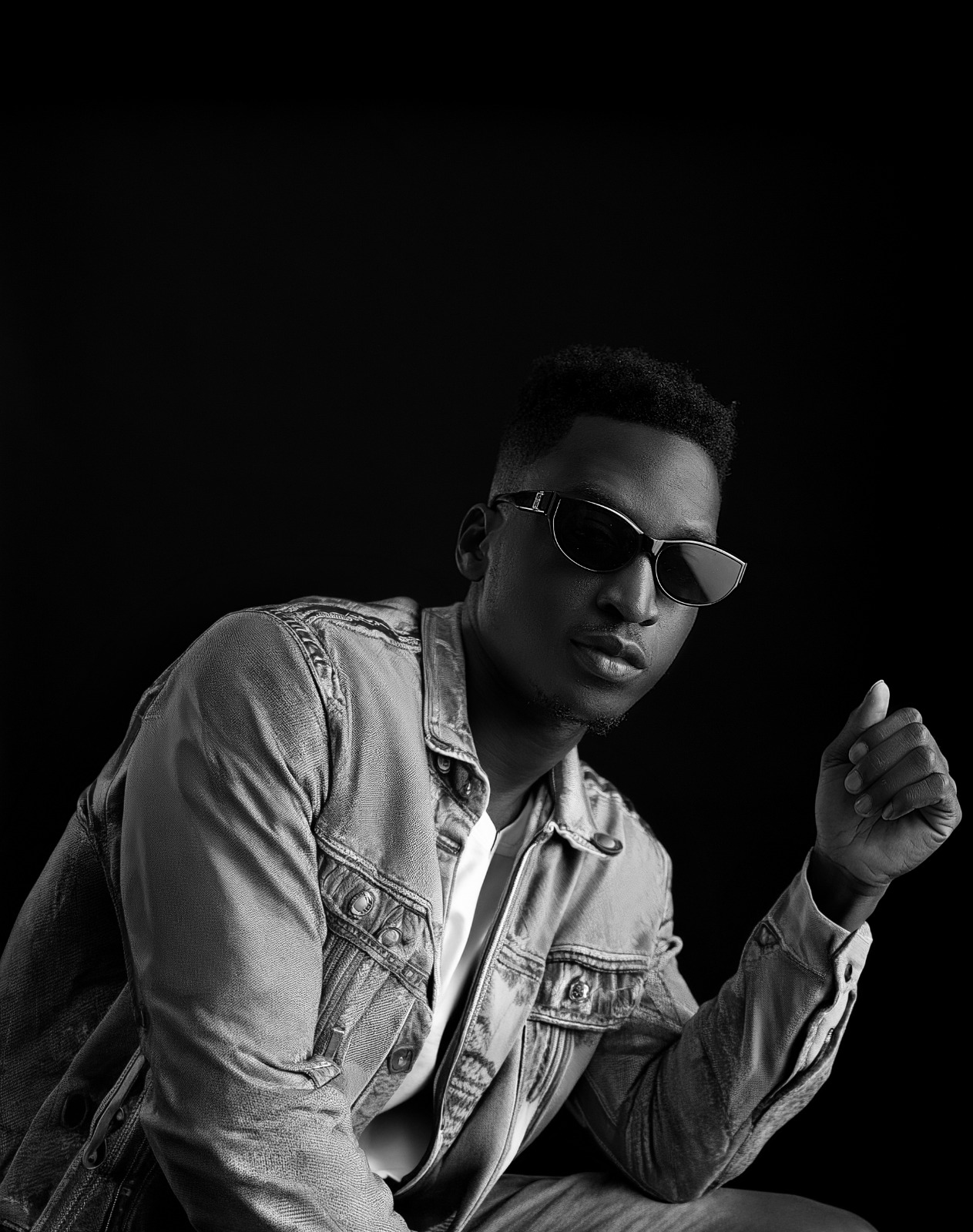 EmPeraw turns grief into art on emotionally charged EP ‘Old Vibrations’ - Adomonline