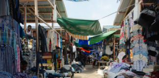 Kantamanto Market traders get reduced GHC100 operating permit from AMA for 2026